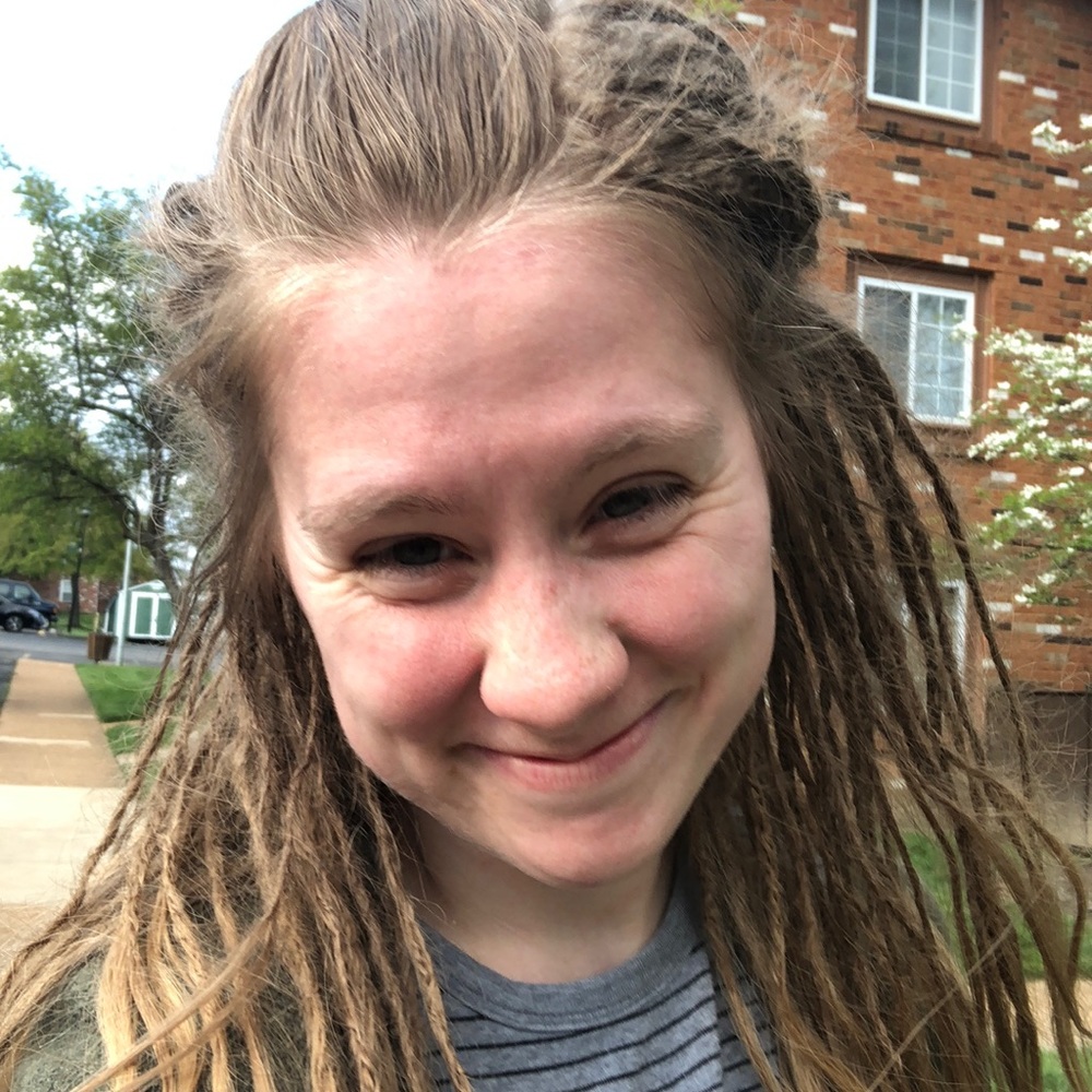 Meet your Posher, Rebekah